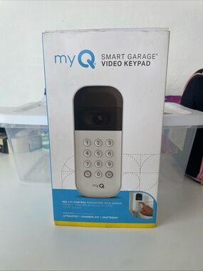 myQ Garage Video Keypad VKP1-MYQ Wi-Fi LiftMaster Chamberlain Craftsman White